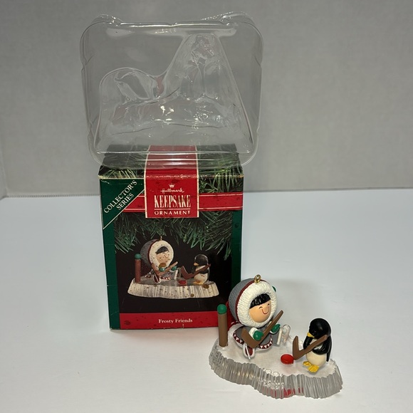Hallmark Frosty Friends 1991 Ice Hockey Keepsake Ornament Eskimo Penguin In Box - Picture 1 of 8
